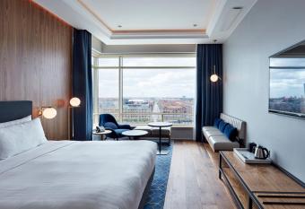Copenhagen Marriott Hotel allows 18 year olds to book a room