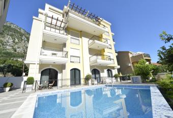 Apartment Posto Capitano J2 has Balcony rooms