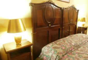 Casale Villa Irina has Balcony rooms