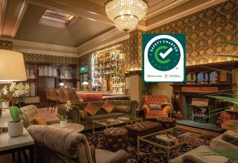 The Fleet allows 18 year olds to book a room