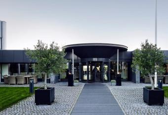 Comwell Roskilde allows 18 year olds to book a room