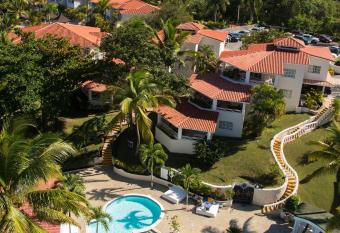 Lifestyle Crown Residence Suites has Balcony rooms