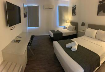 Winnellie Hotel Motel allows 18 year olds to book a room