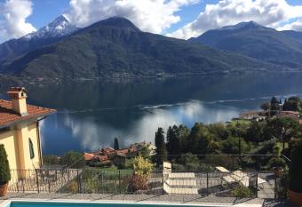 Residenza La Pianca has Balcony rooms