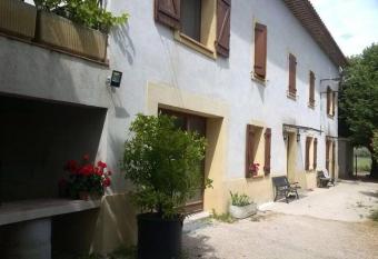 Bastide Ecurie Massilia has Balcony rooms