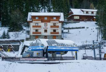 Apartmany Maliarik has Balcony rooms