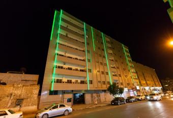 Al Eairy Apartments - Al Madinah 14 has Balcony rooms