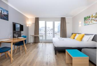 Star Of Life has Balcony rooms