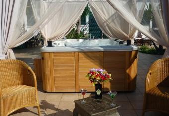 Levante Hotel has Balcony rooms