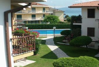 Appartamenti Elena ID61324 has Balcony rooms