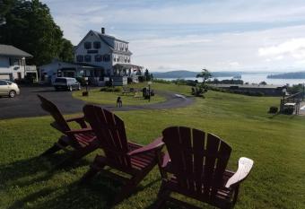 Grand View Resort allows 18 year olds to book a room