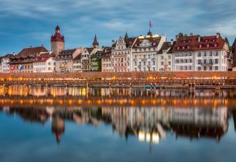 Hotel Des Alpes allows 18 year olds to book a room