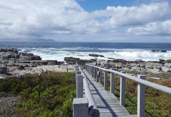 Whale View Self Catering Apartment has Balcony rooms