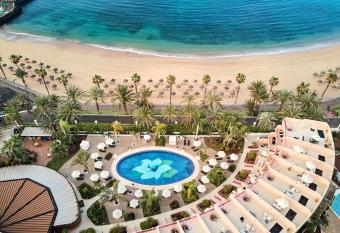 Sir Anthony has Balcony rooms