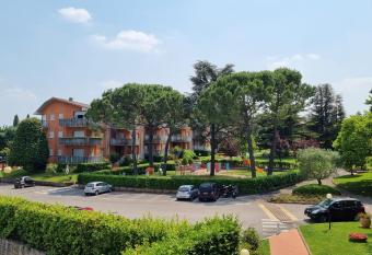 Classic Ai Cappuccini allows 18 year olds to book a room