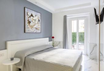 Little Aurelius allows 18 year olds to book a room