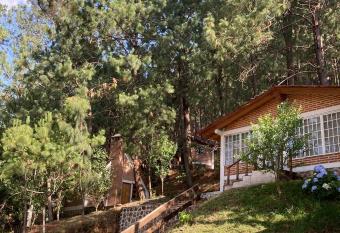 Caba  as las Alazanas allows 18 year olds to book a room