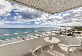 Hotel Voramar has Balcony rooms