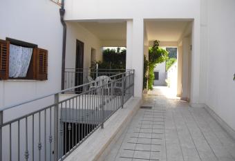 Casa Mare San Vito Lo Capo has Smoking/Balcony rooms