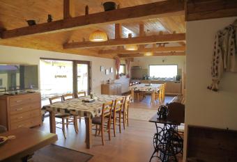 Oma s Hutte allows 18 year olds to book a room