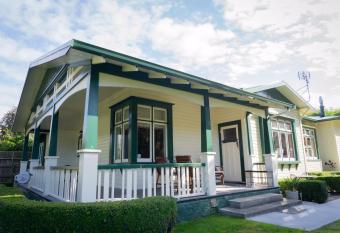 Gumnut House. has Balcony rooms