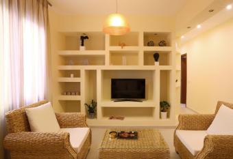 Cashel House allows 18 year olds to book a room