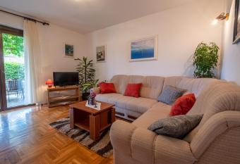 Cozy apartment near the sea has Balcony rooms