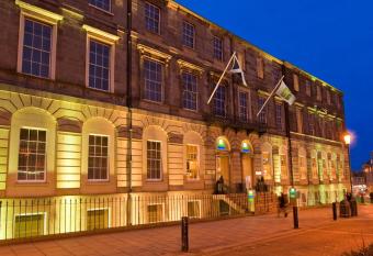 Holiday Inn Express Edinburgh City Centre, an IHG Hotel allows 18 year olds to book a room