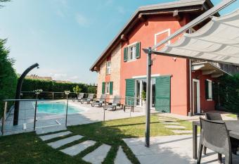 Casa Vecchio Mulino has Balcony rooms