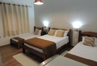 Hotel Novo Horizonte - By UP Hotel allows 18 year olds to book a room