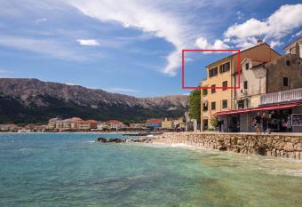 Apartment Frane has Balcony rooms