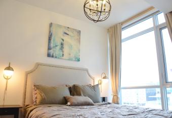 Monki Di Executive Suites - GLAS has Balcony rooms