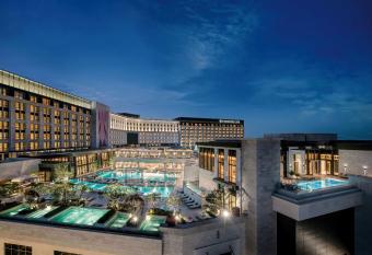 Paradise City allows 18 year olds to book a room