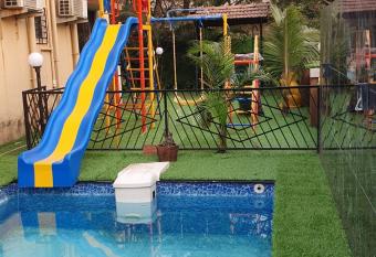 Mount Bungalows-Mount Paradise-6BHK-PVTPOOL has Smoking/Balcony rooms