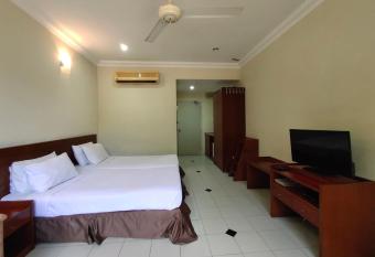 Wawa s Golf View Inn has Balcony rooms