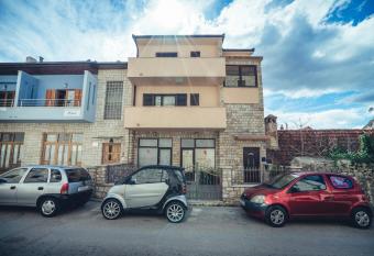 Ivica Apartments has Balcony rooms