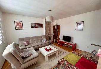 Apartman Pale has Balcony rooms