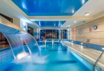 O  rodek Pere  ka has Balcony rooms