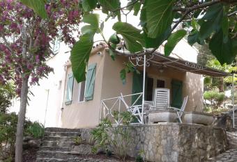Gite Sud de France-Carcassonne chez L  a has Balcony rooms