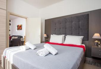 Filerimos House has Balcony rooms