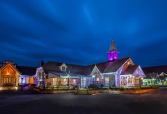 Treacys Oakwood Hotel allows 18 year olds to book a room