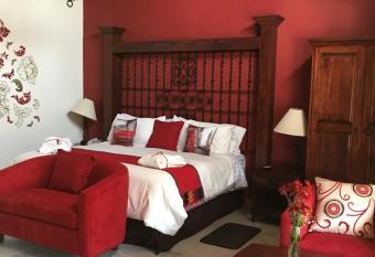 Hotel Casa Don Quijote has Balcony rooms