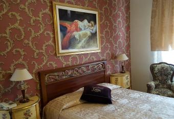 Hotel Royal has Balcony rooms