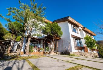 I-think Resort allows 18 year olds to book a room