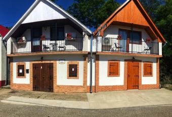 Berger Pince   s vend  gh  z has Balcony rooms