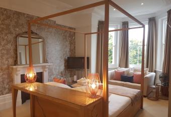 The Relish allows 18 year olds to book a room