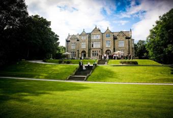 Woodlands Hotel allows 18 year olds to book a room