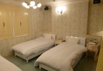 Hotel Sha La La has Smoking/Balcony rooms