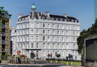 New Continental Hotel; Sure Hotel Collection by Best Western allows 18 year olds to book a room