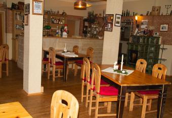 Ferienwohnung Schwemmer allows 18 year olds to book a room